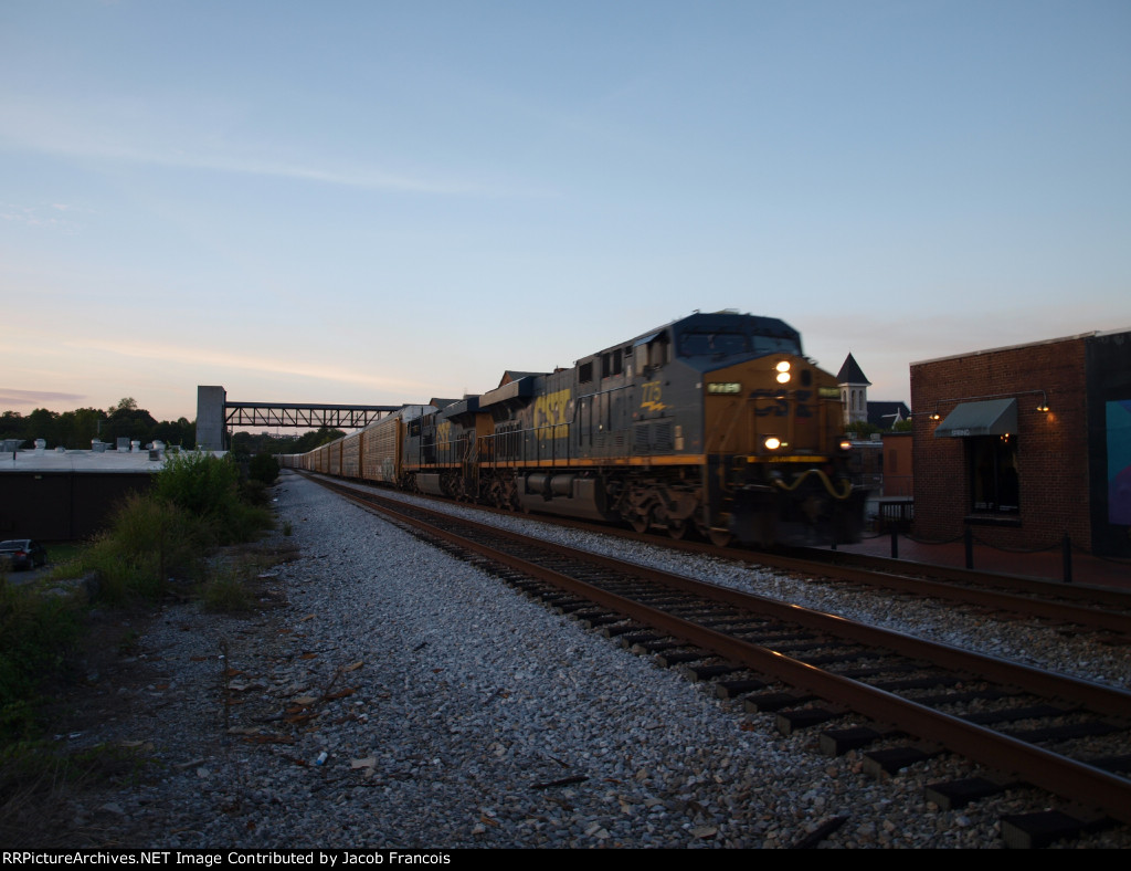 CSX 775